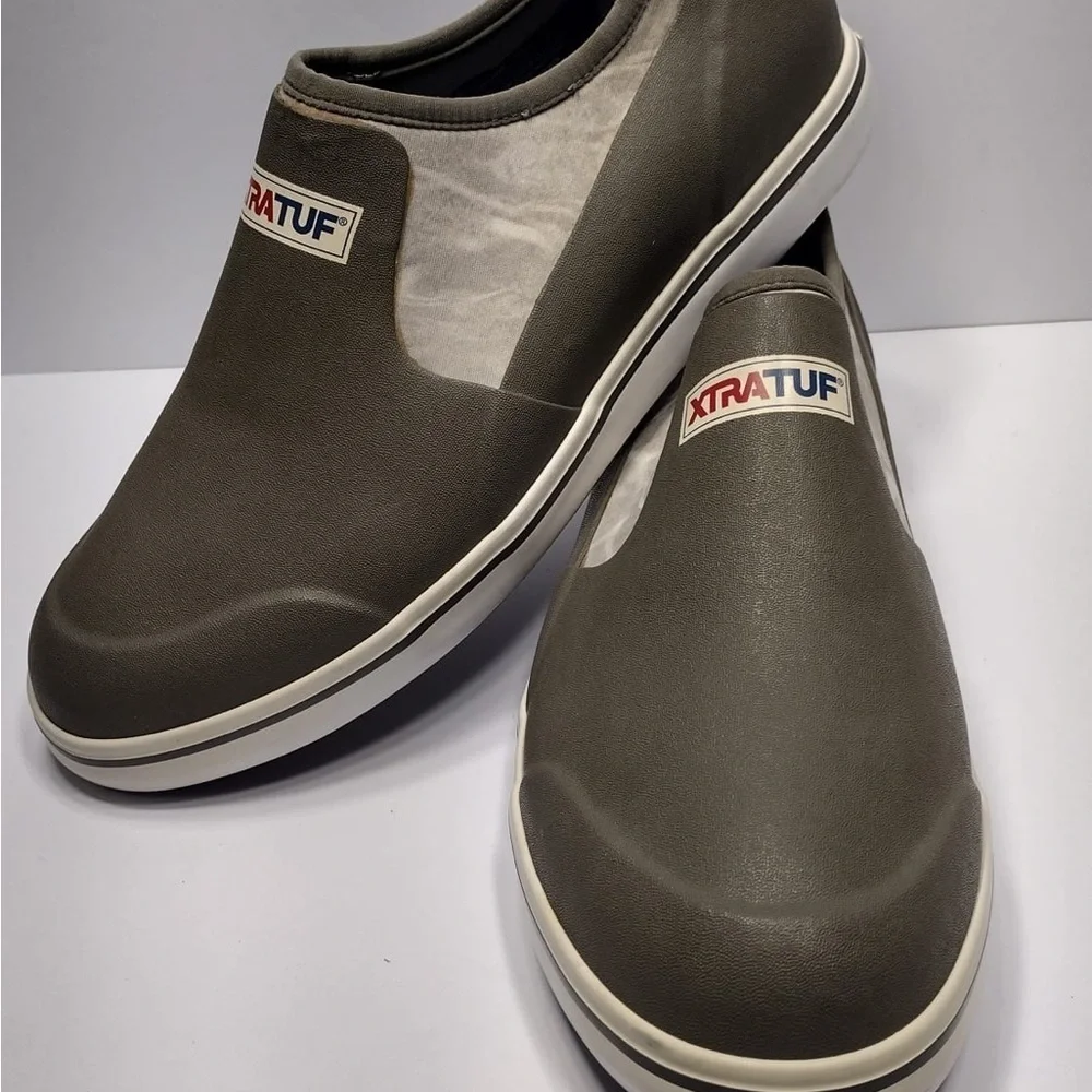 XTRA TOP Men's Gray Slip-On Shoes size 10 pre Owned Exellent condition